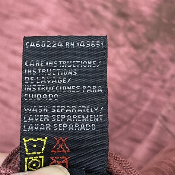 Buffalo David Bitton Shirt Small Cotton Red Graphic Short Sleeve Tee L4 - Picture 8 of 8